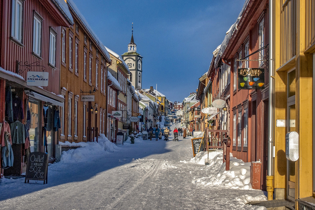 Lom og Røros